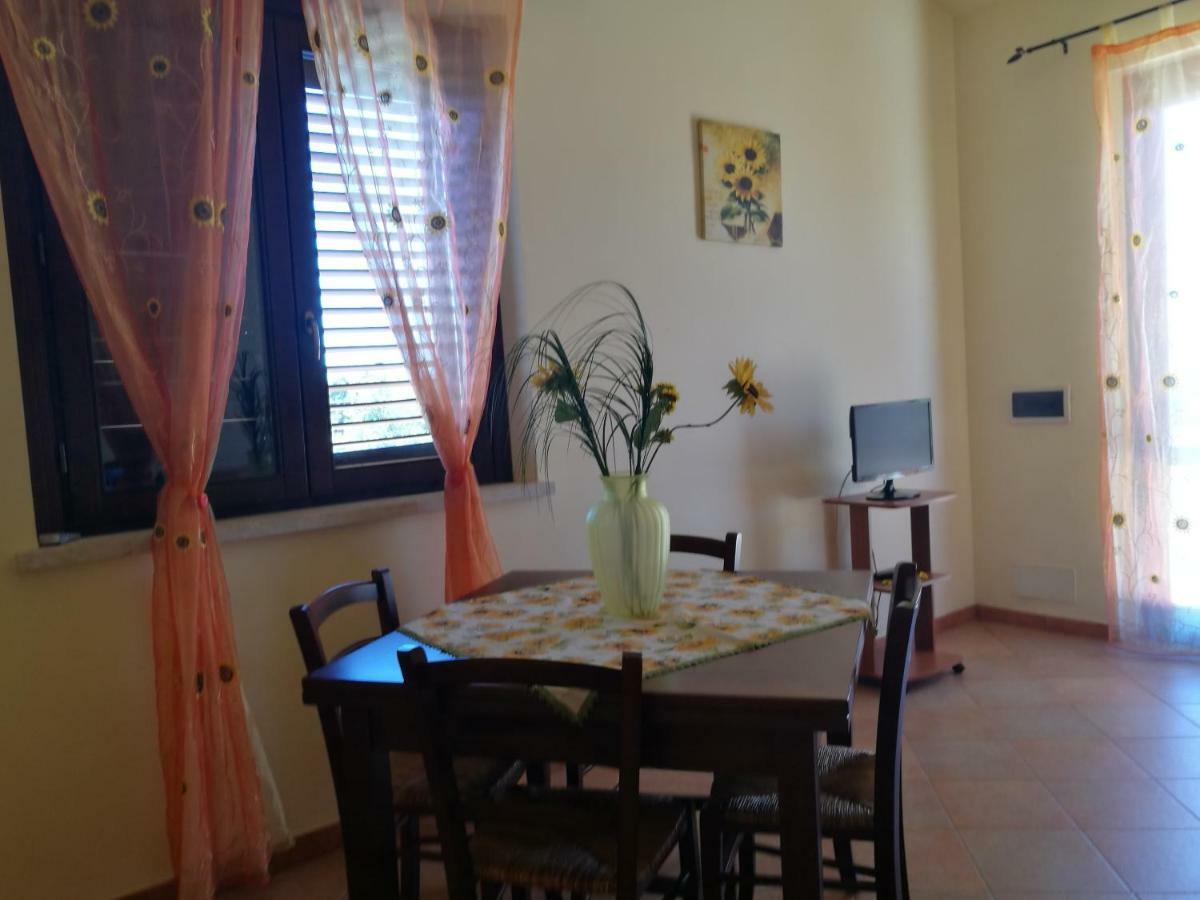 La villa dei girasoli Custonaci Esterno foto
